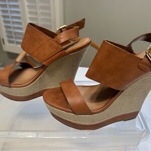Steve Madden Brown and Tan Wedge Sandals